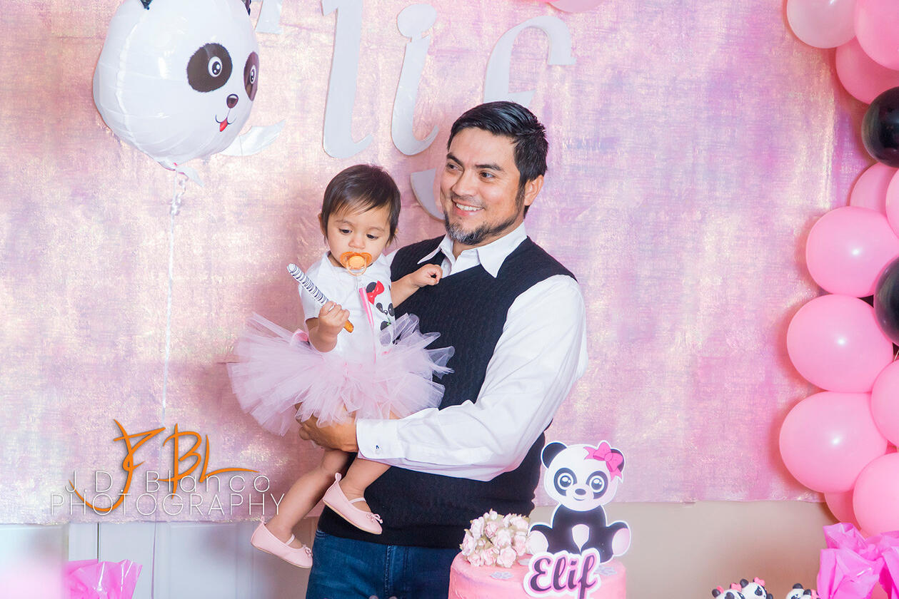 Elif&#39;s First Birthday