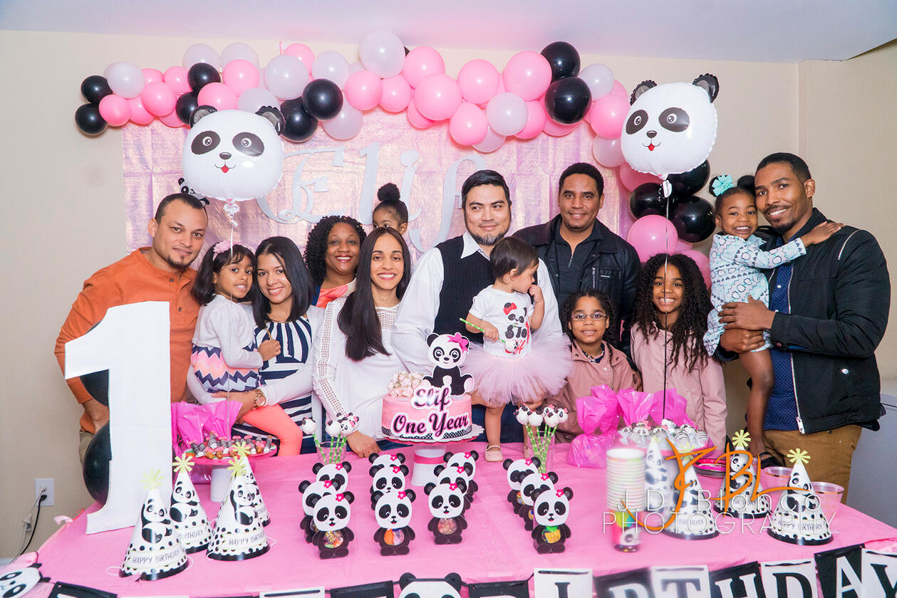 Elif&#39;s First Birthday